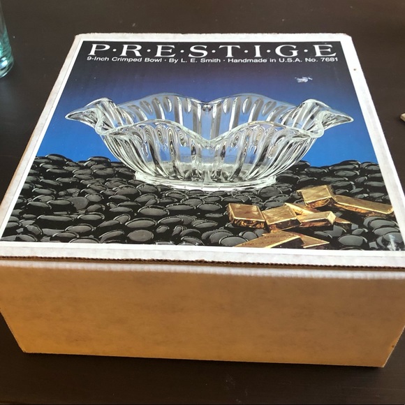 Glass Bowl new in box. by: EL Smith USA - Picture 6 of 6